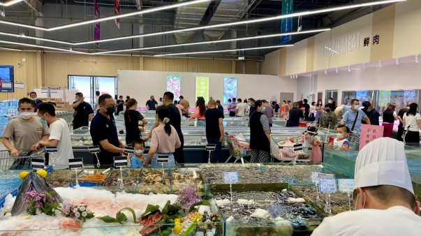 適應(yīng)市場變化  加快零售轉(zhuǎn)型 深挖市場潛力  提振消費(fèi)活力——賽罕區(qū)食全食美倉儲(chǔ)會(huì)員店亮相首府